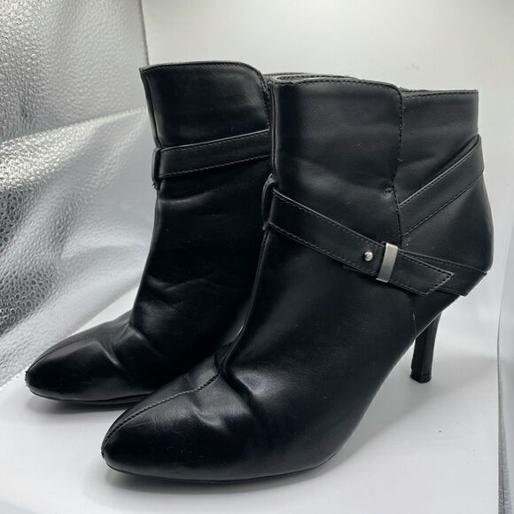 3/$20 Chinese Laundry Black Faux Leather Heeled Pointed Toe Booties (Size: 7) - Picture 1 of 16